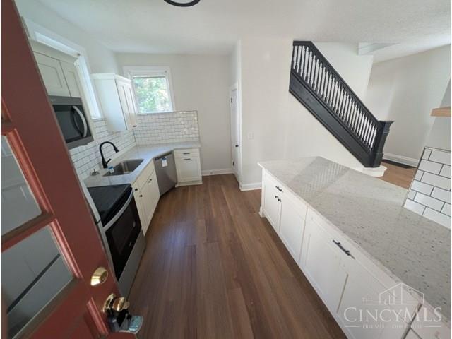 785 Delta Avenue Property Photo 2