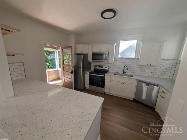 785 Delta Avenue Property Photo 4