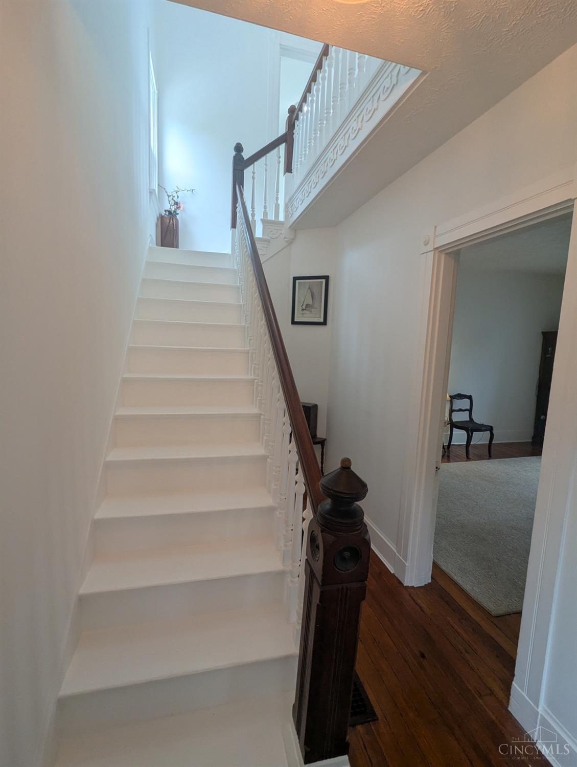 7160 River Road Property Photo 4