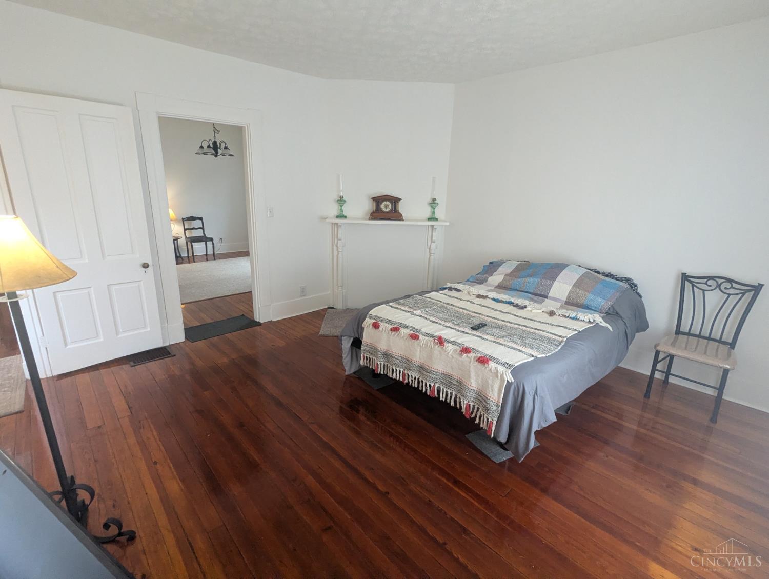 7160 River Road Property Photo 5