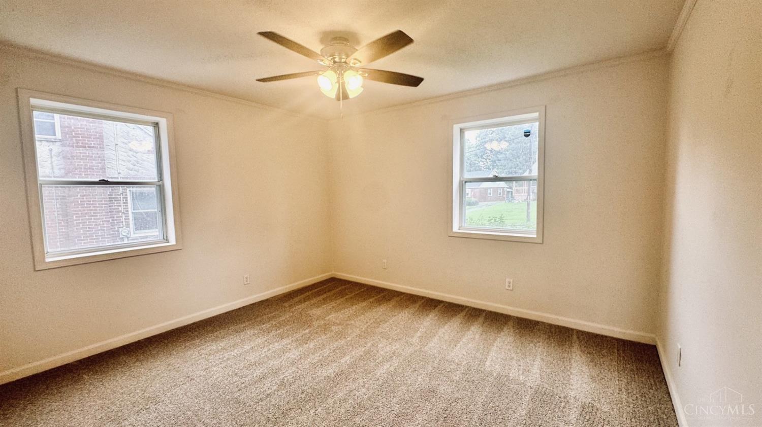 521 Maple Drive Property Photo 6