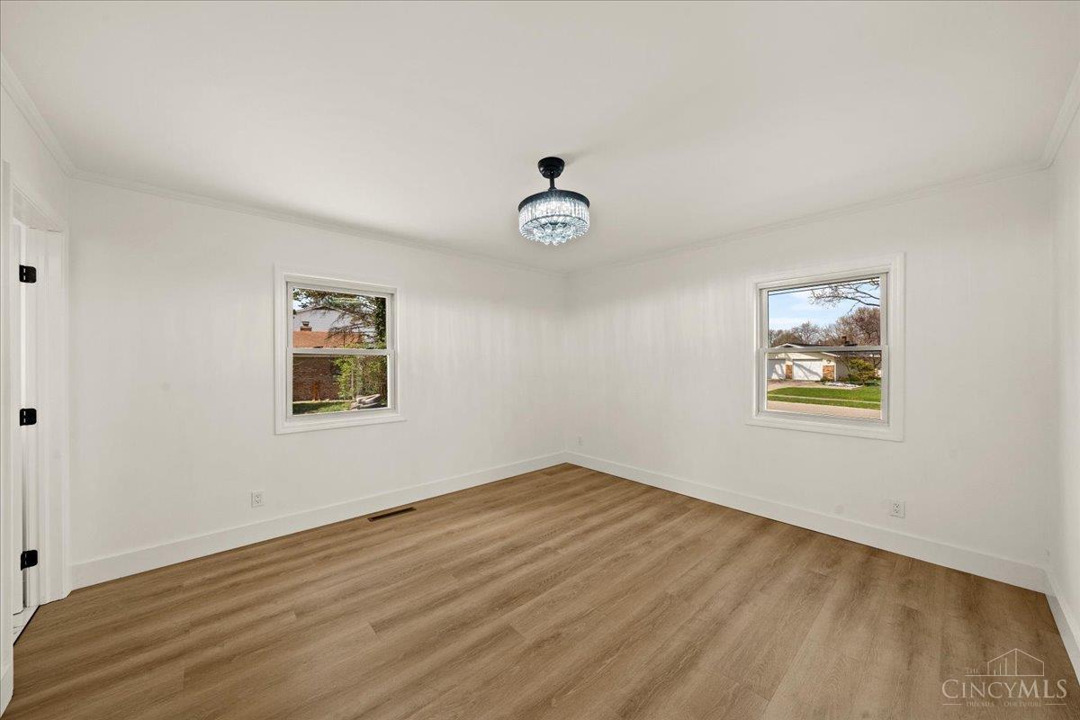 9197 Long Lane Property Photo 20