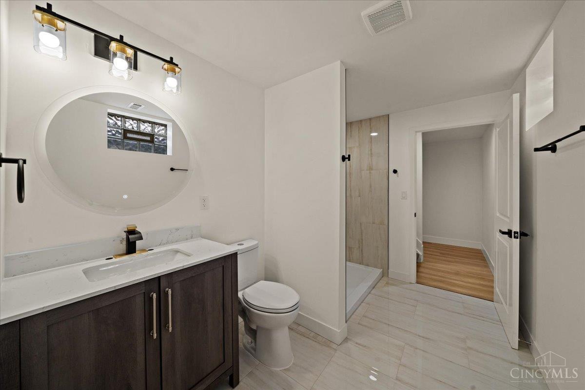 9197 Long Lane Property Photo 27