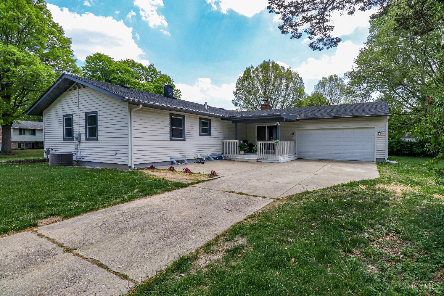 9197 Long Lane Property Photo 32