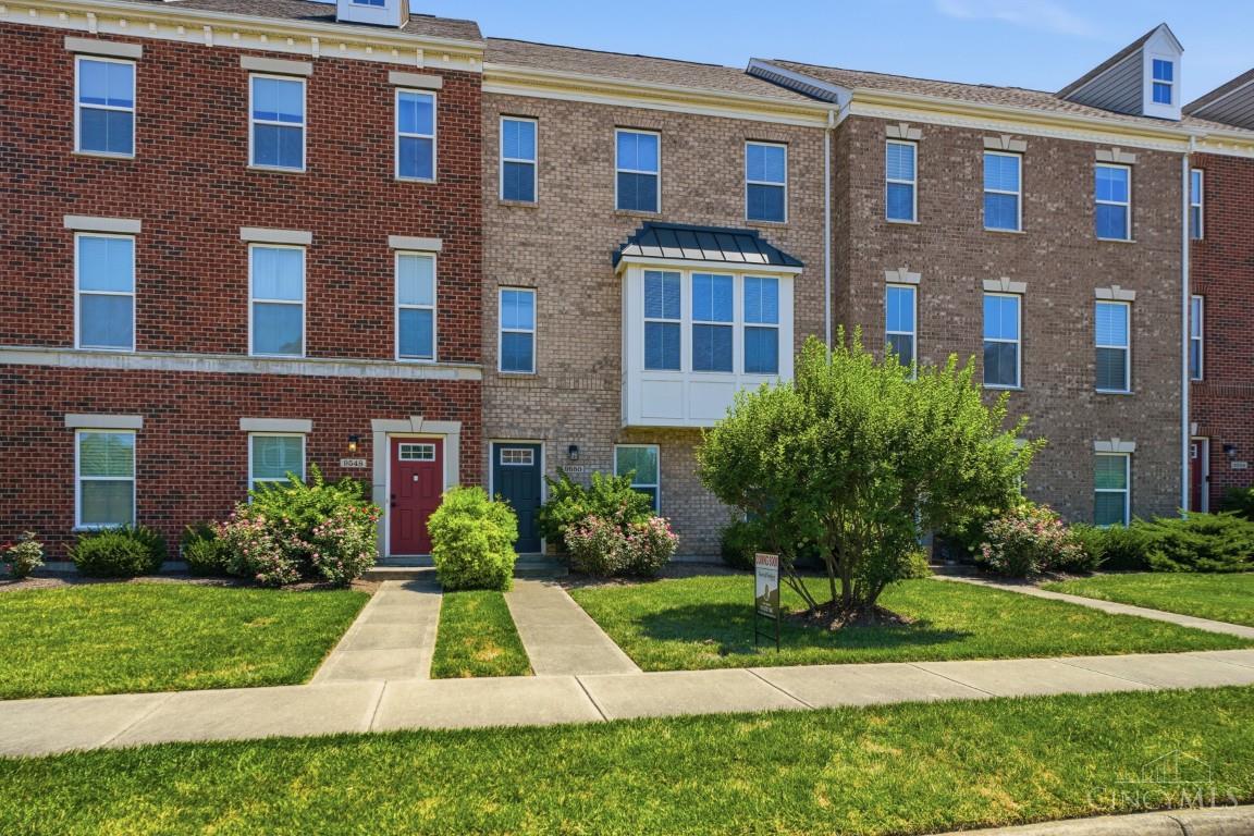 9550 Cobblestone Walk Property Photo 4