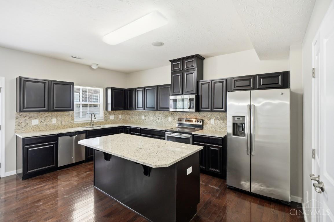 9550 Cobblestone Walk Property Photo 17