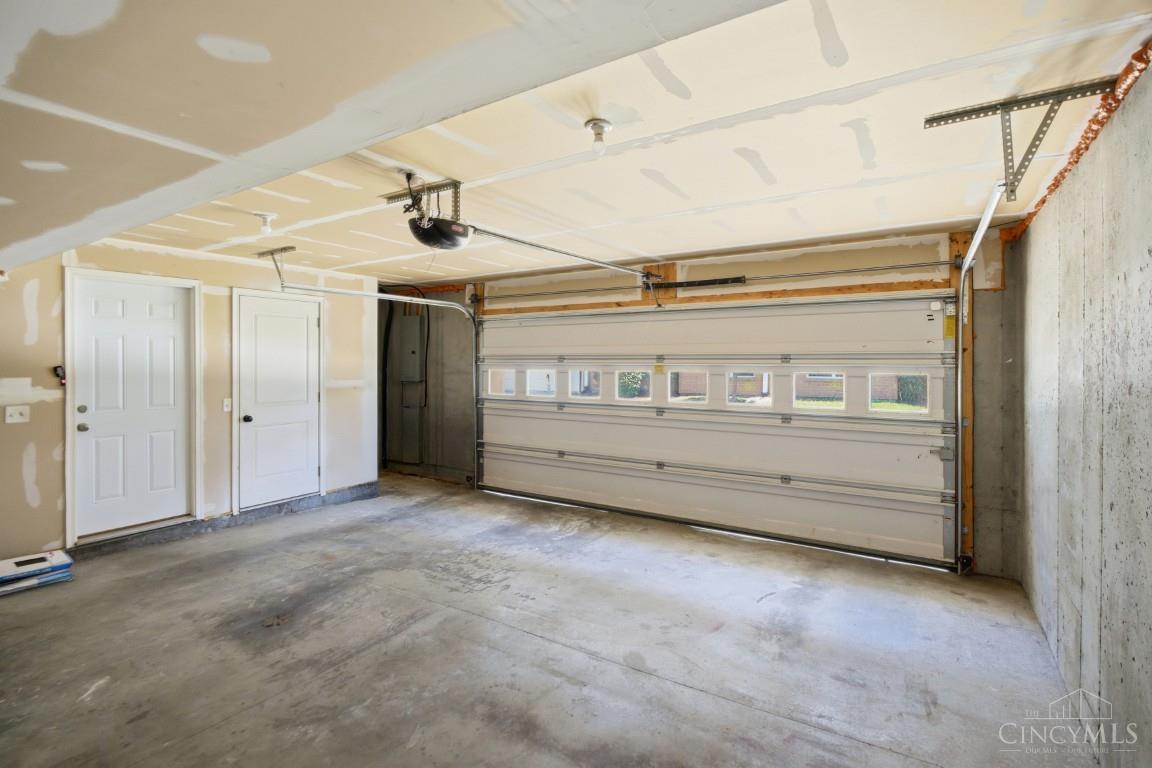 9550 Cobblestone Walk Property Photo 36