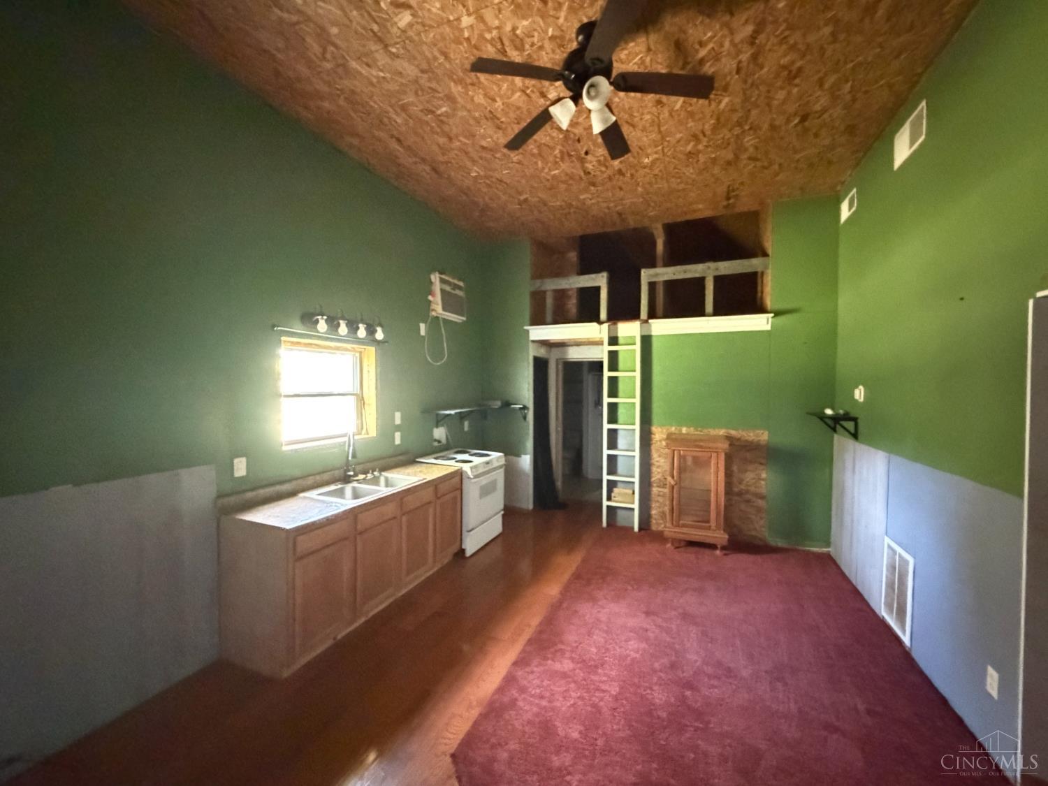 213 Mccann Road Property Photo 10