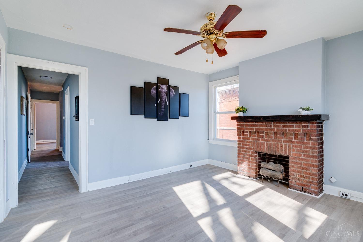 3025 Gilbert Avenue Property Photo 12