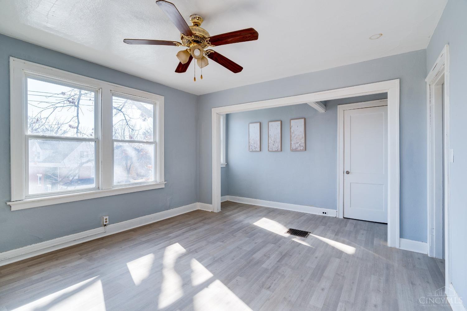 3025 Gilbert Avenue Property Photo 14