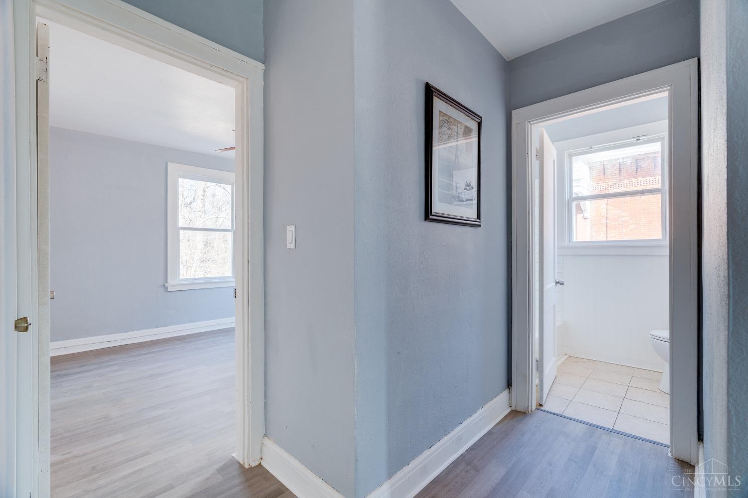 3025 Gilbert Avenue Property Photo 20