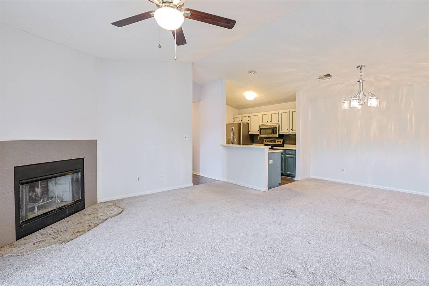 979 Cedar Ridge Drive Property Photo 8