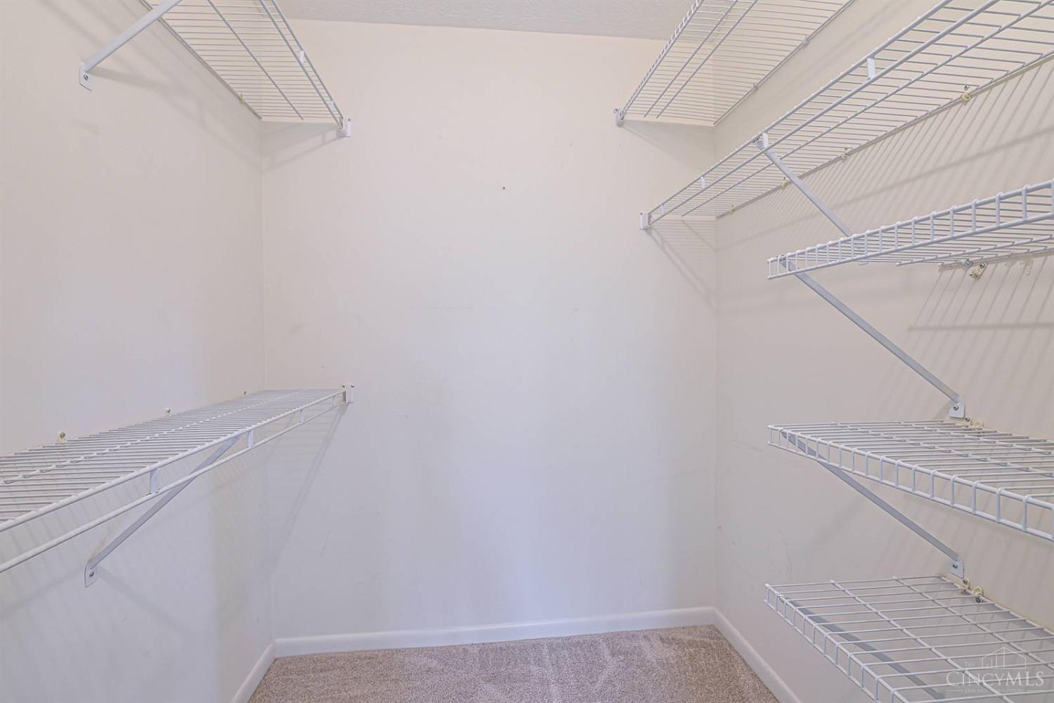 979 Cedar Ridge Drive Property Photo 18