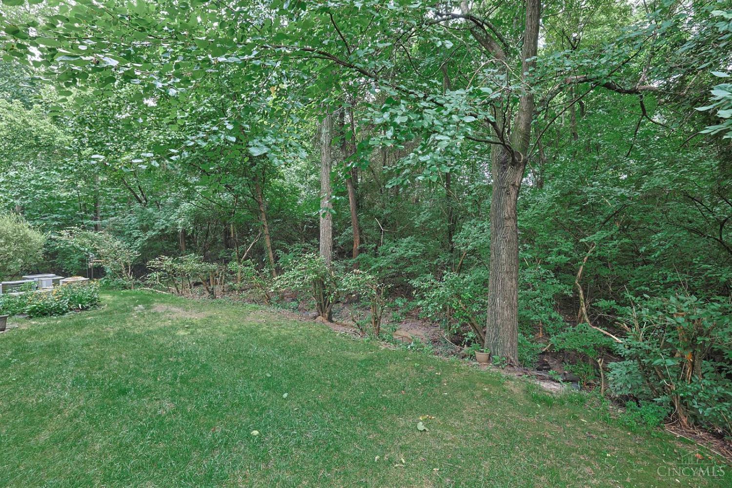979 Cedar Ridge Drive Property Photo 28
