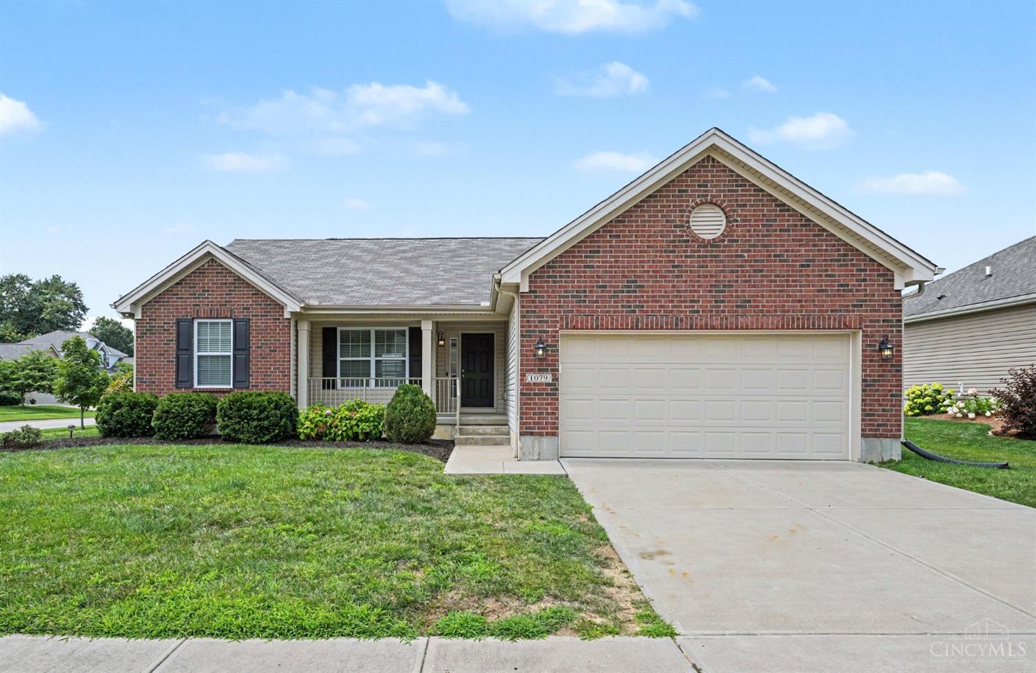 1079 Spruce Glen Property Photo 1
