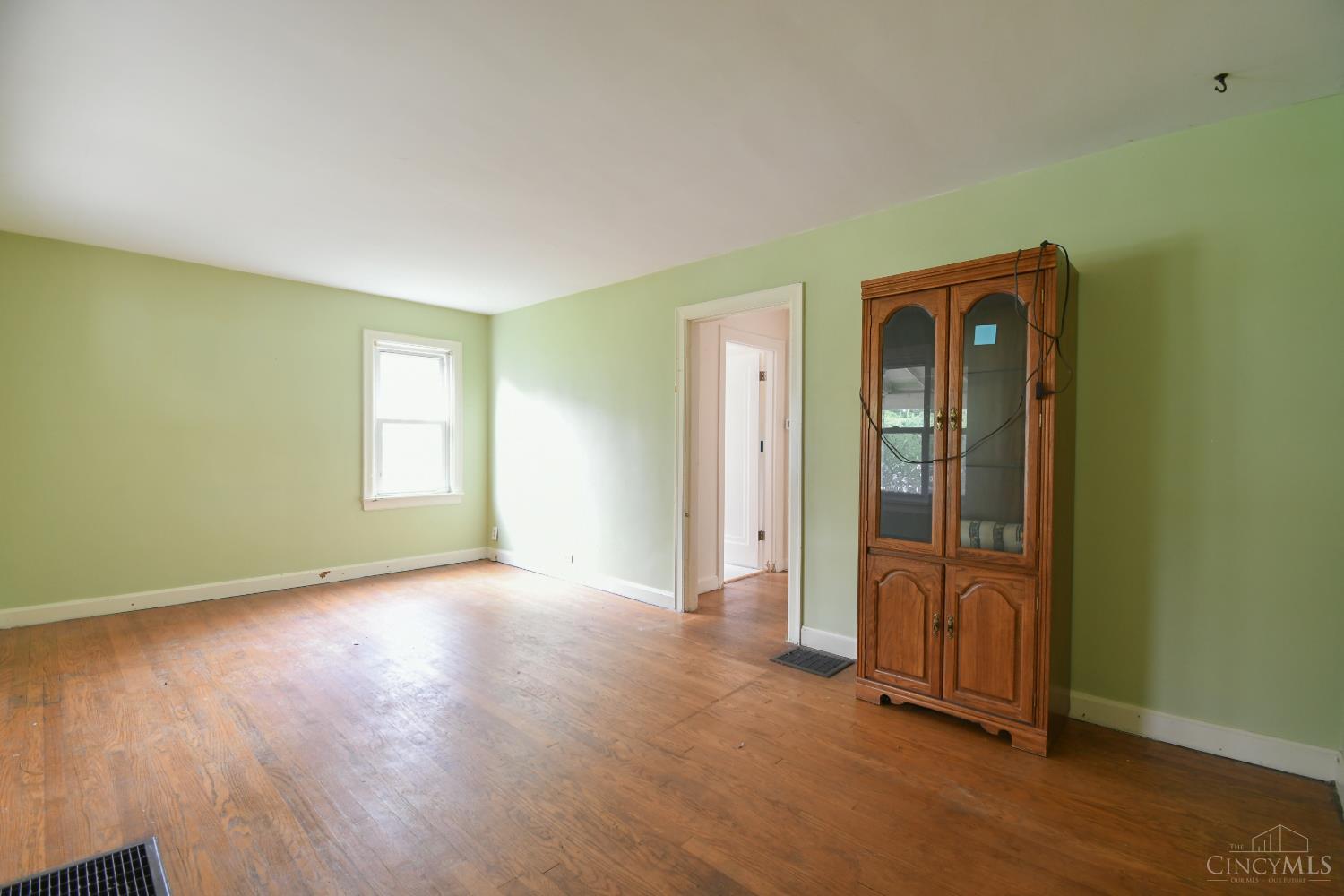 84 Hereford Street Property Photo 12