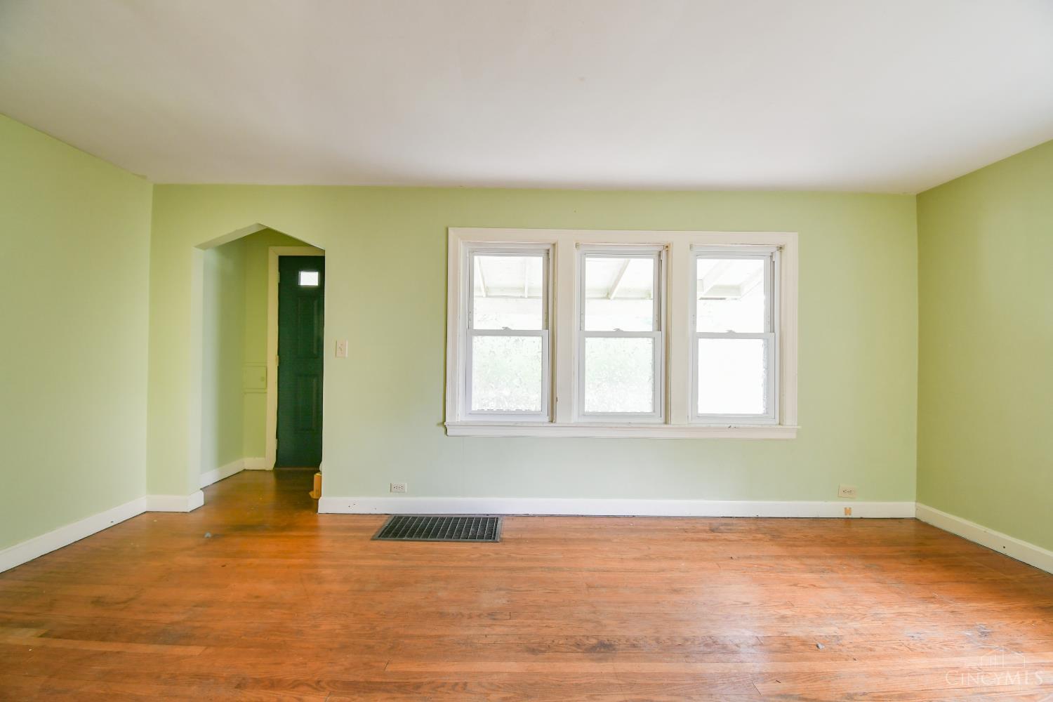 84 Hereford Street Property Photo 15