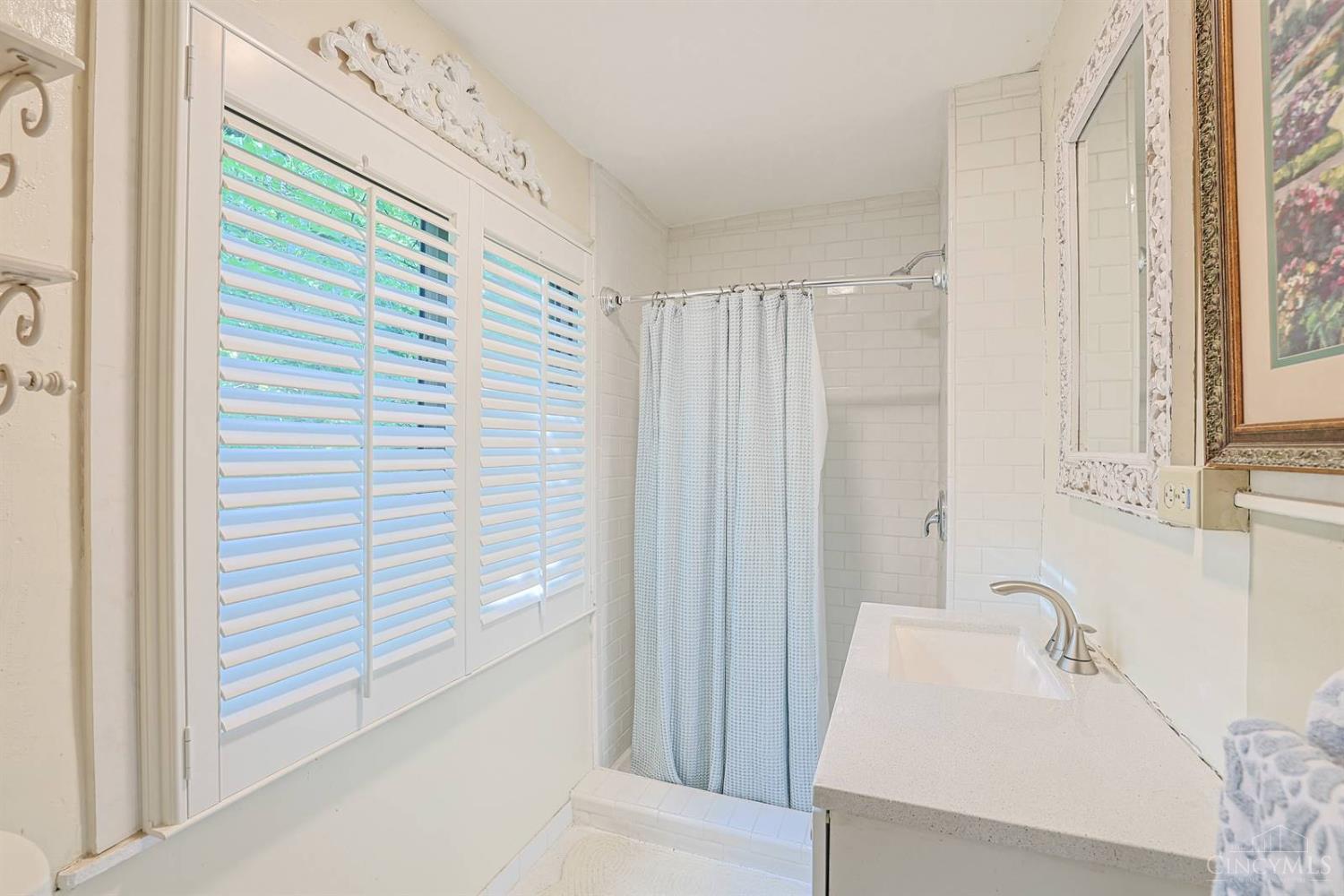 445 Ludlow Avenue Property Photo 21