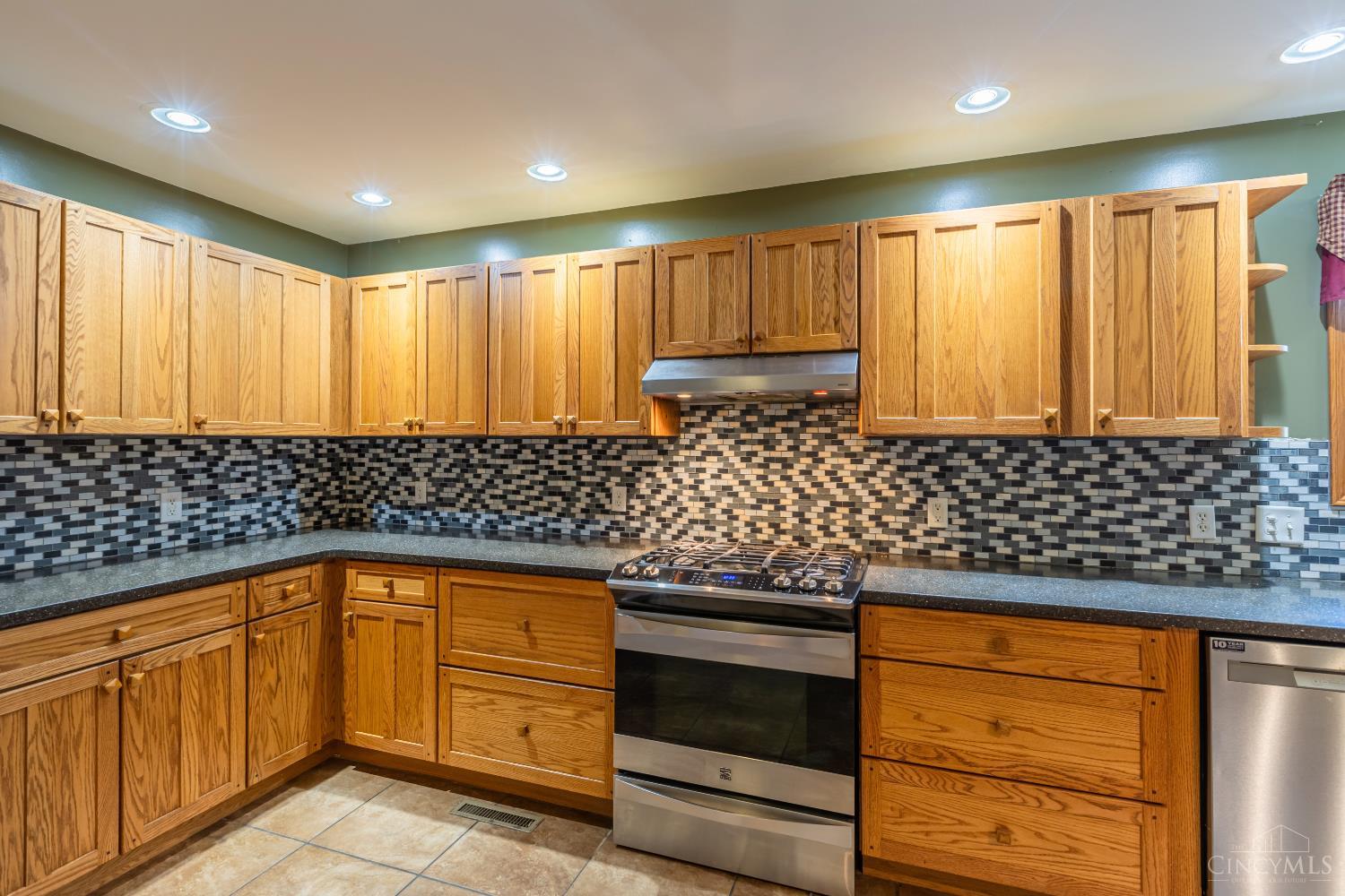149 High Street Property Photo 12