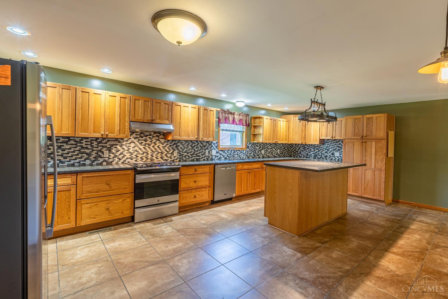149 High Street Property Photo 13