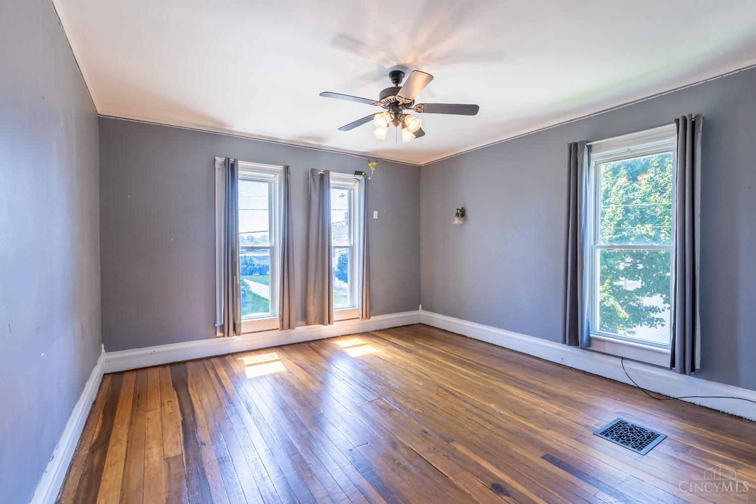 149 High Street Property Photo 32