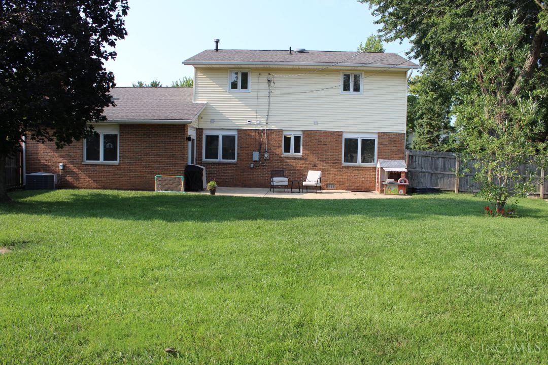 1060 Mayfair Drive Property Photo 6