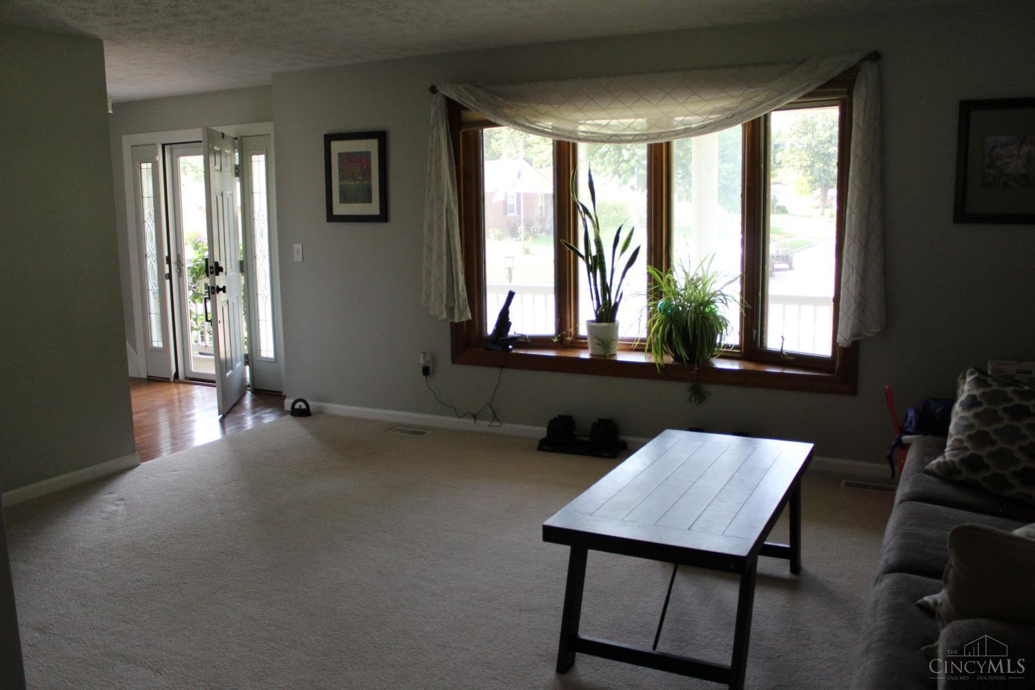 1060 Mayfair Drive Property Photo 10