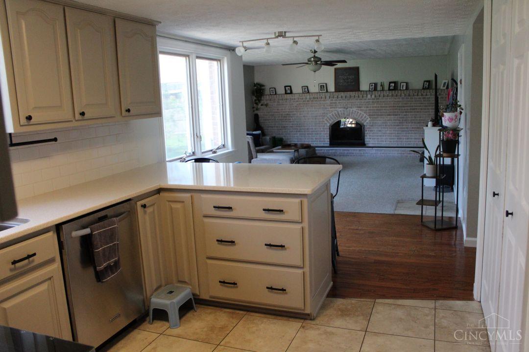 1060 Mayfair Drive Property Photo 18