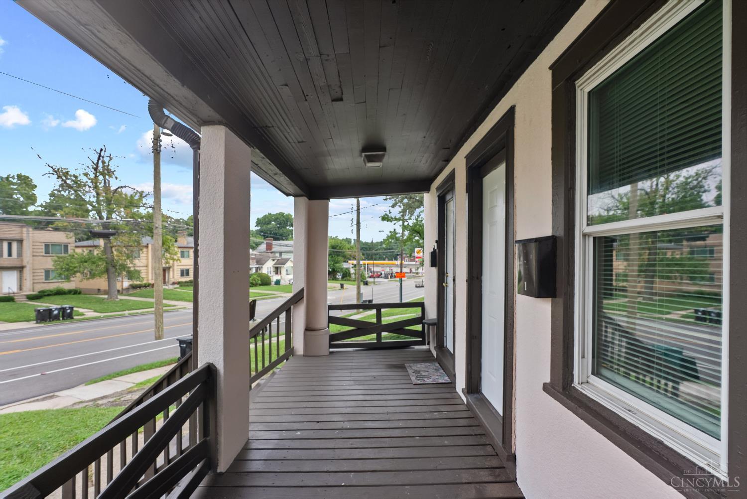 5538 Montgomery Road Property Photo 6
