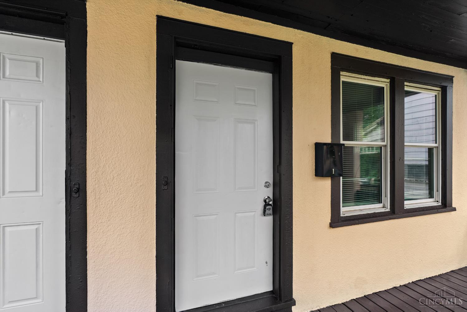 5538 Montgomery Road Property Photo 7