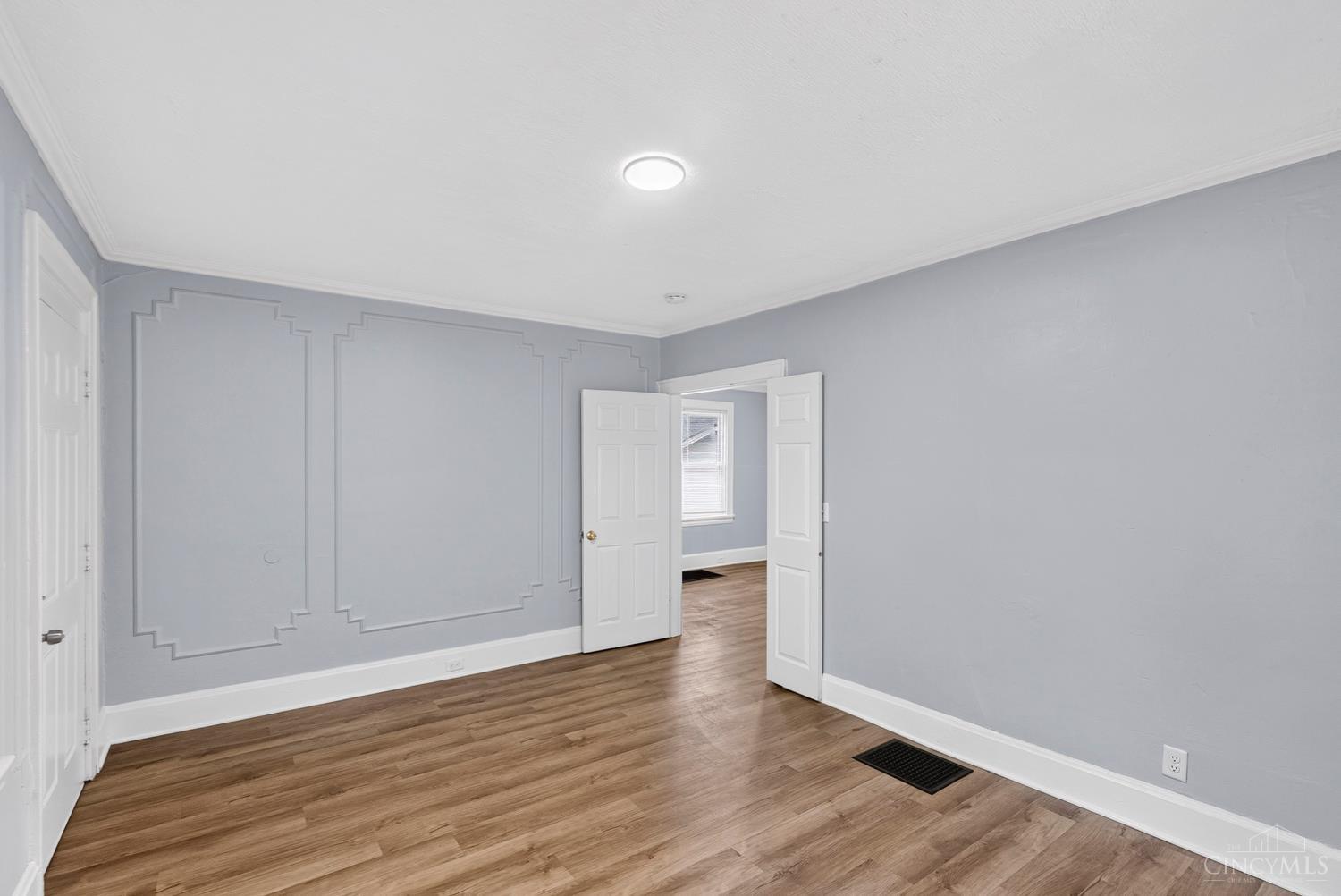 5538 Montgomery Road Property Photo 10