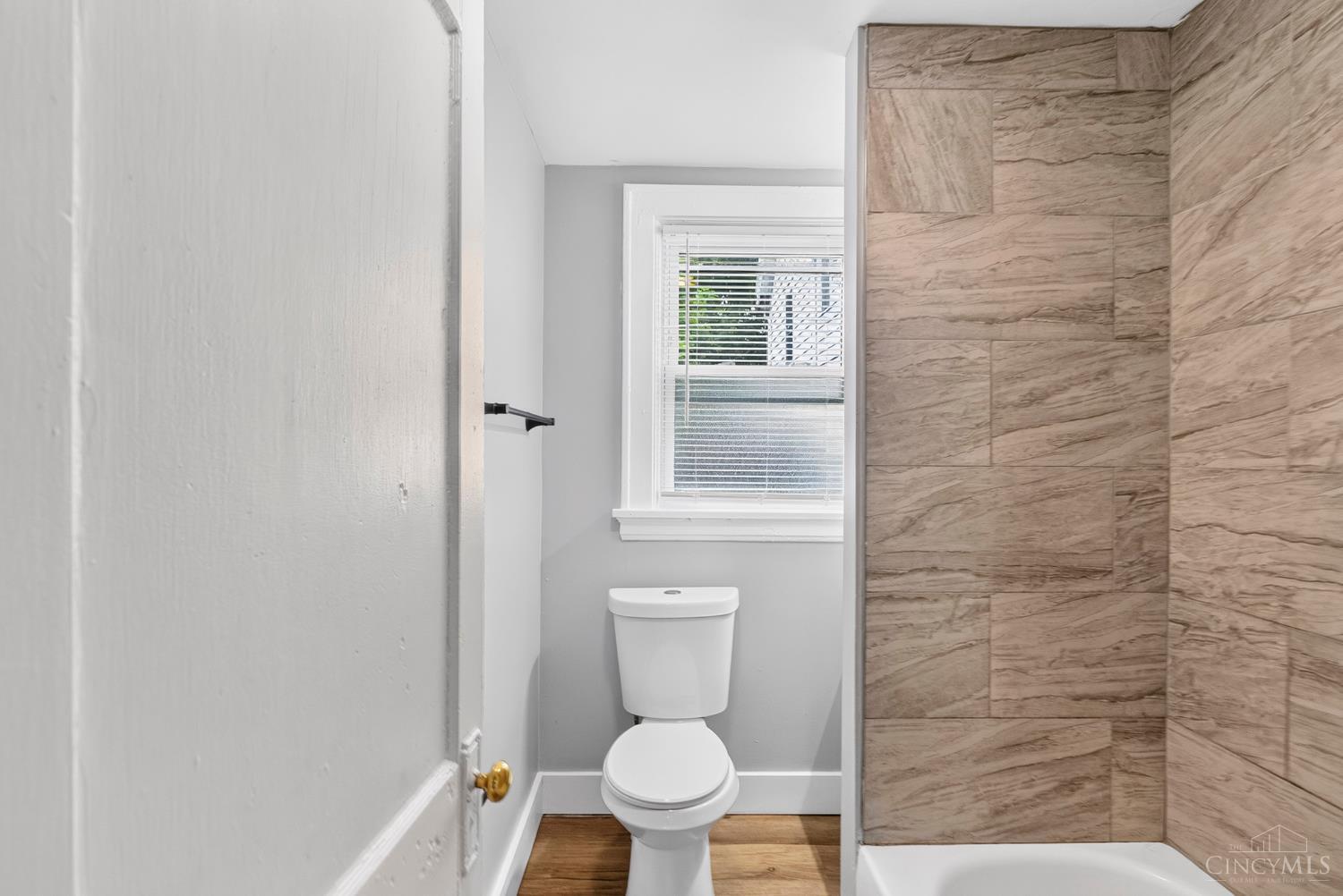 5538 Montgomery Road Property Photo 16