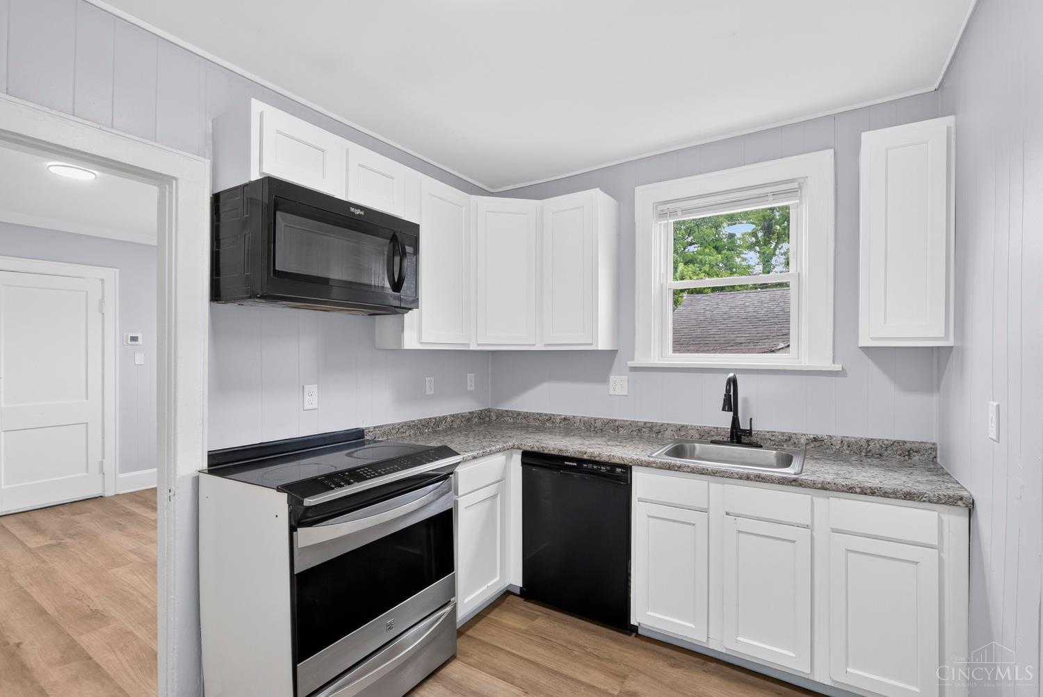 5538 Montgomery Road Property Photo 27