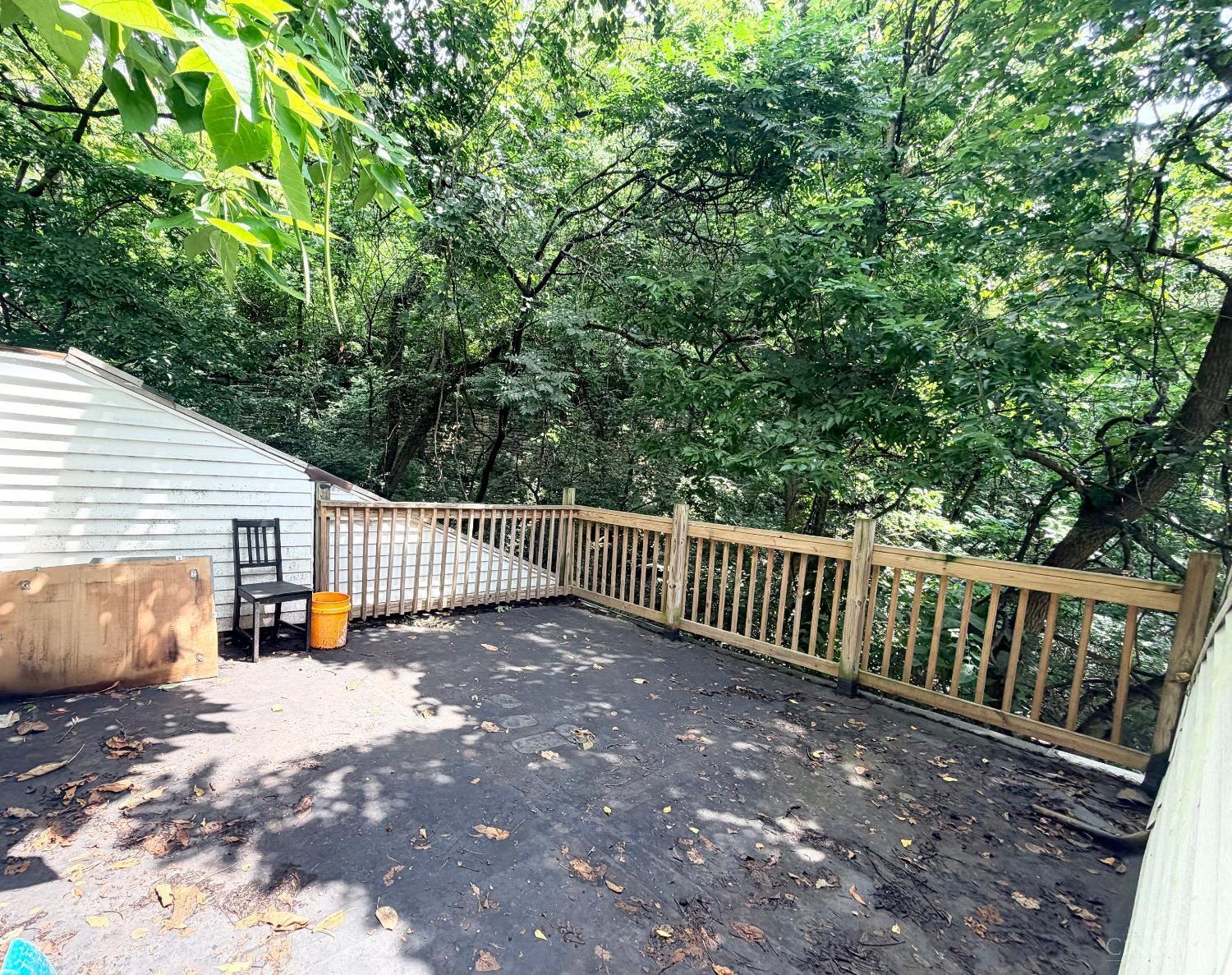 252 Renner St Property Photo 14