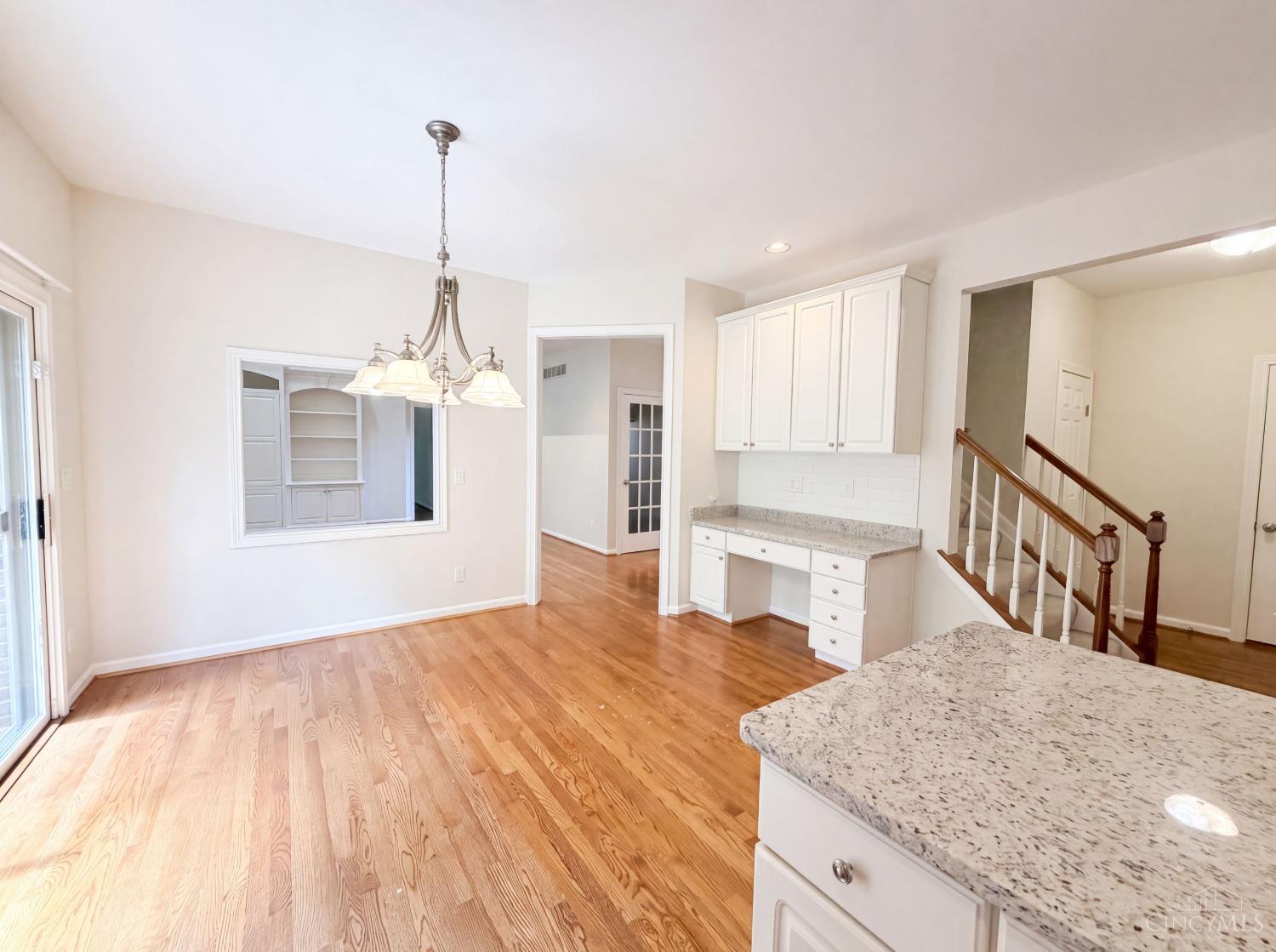 6667 Miami Woods Drive Property Photo 10
