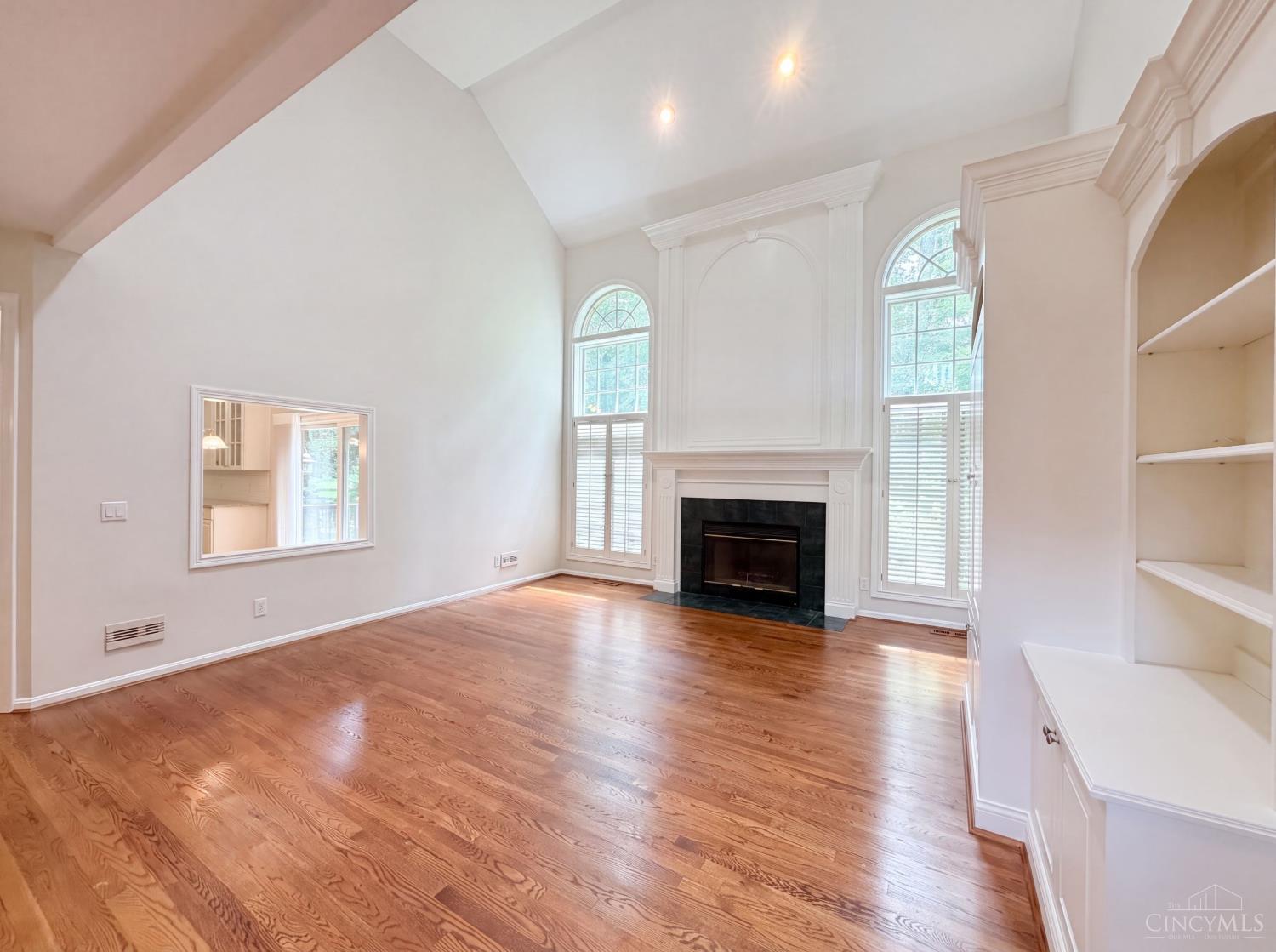 6667 Miami Woods Drive Property Photo 14