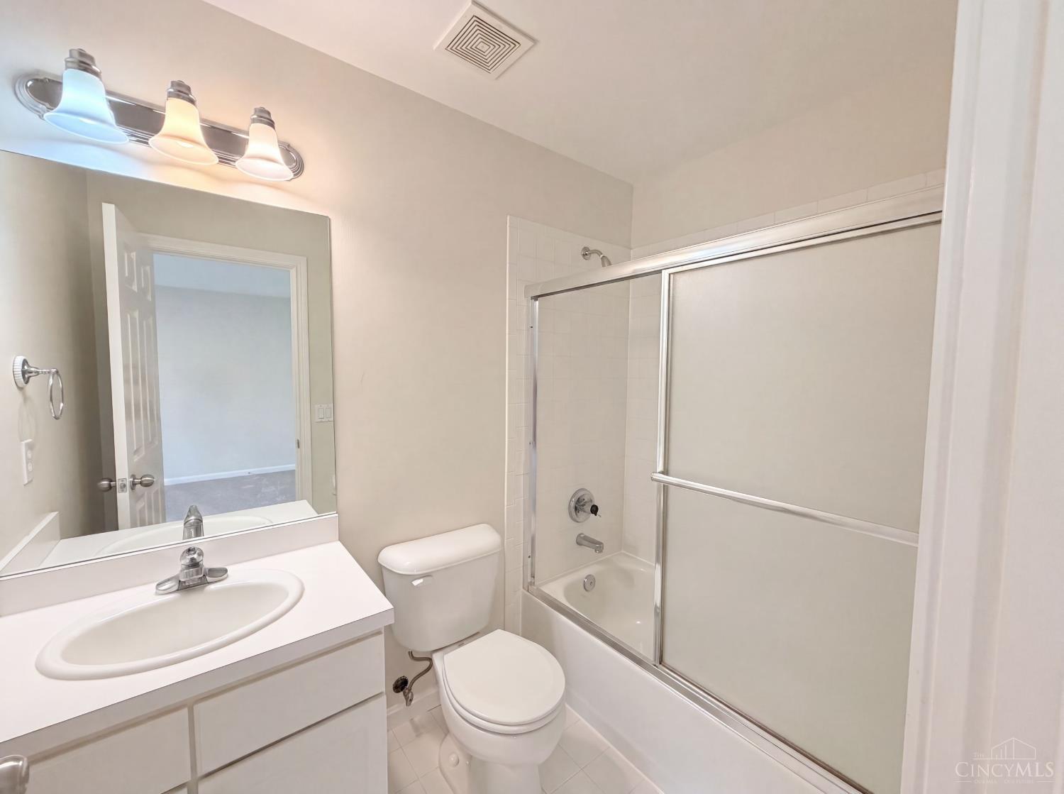6667 Miami Woods Drive Property Photo 24