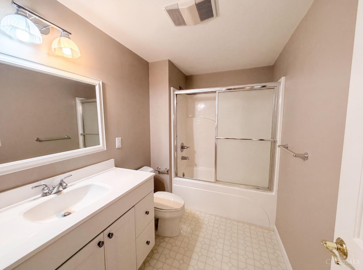 6667 Miami Woods Drive Property Photo 37