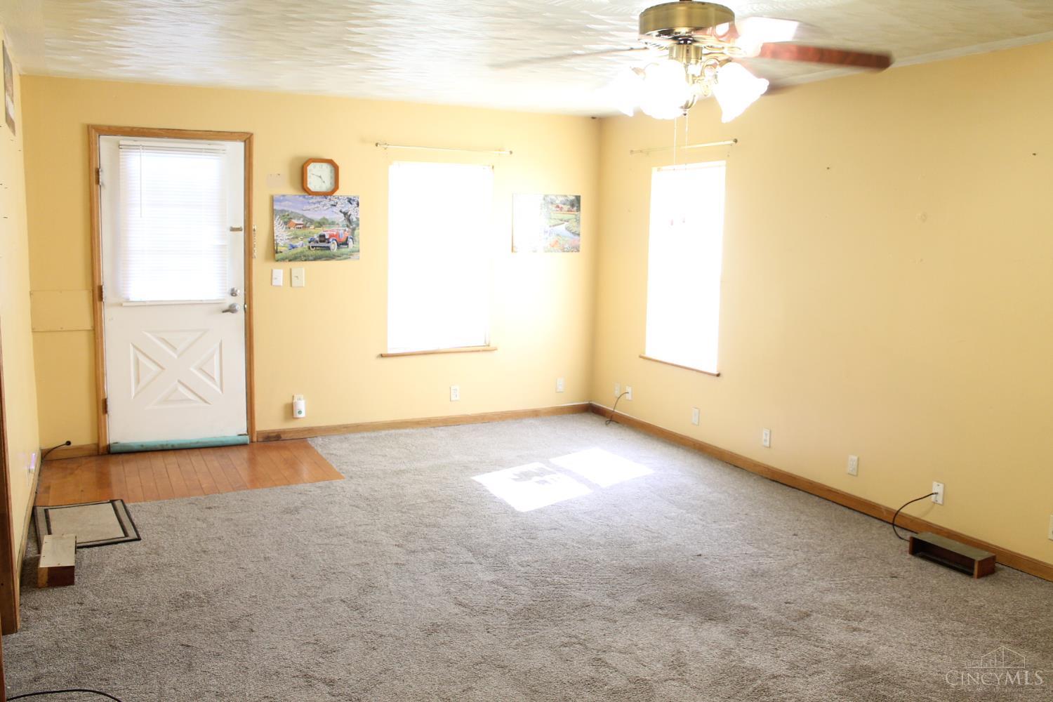 420 Hickory Street Property Photo 5