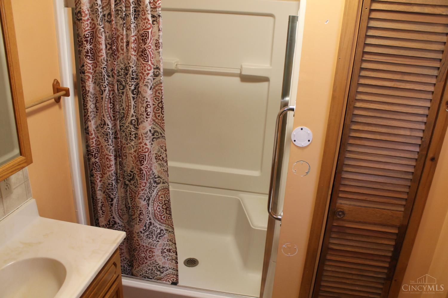 420 Hickory Street Property Photo 9