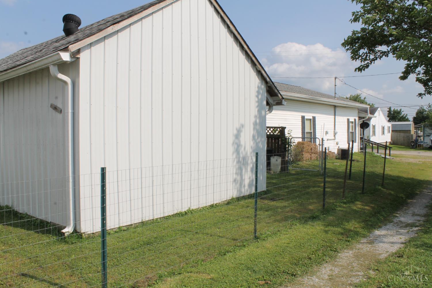 420 Hickory Street Property Photo 31