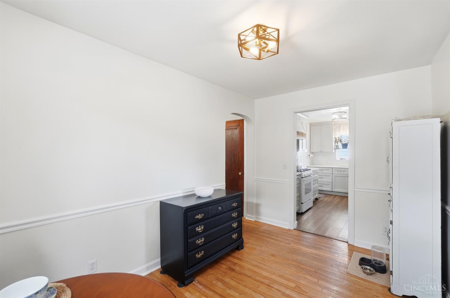 4416 Clifford Road Property Photo 11