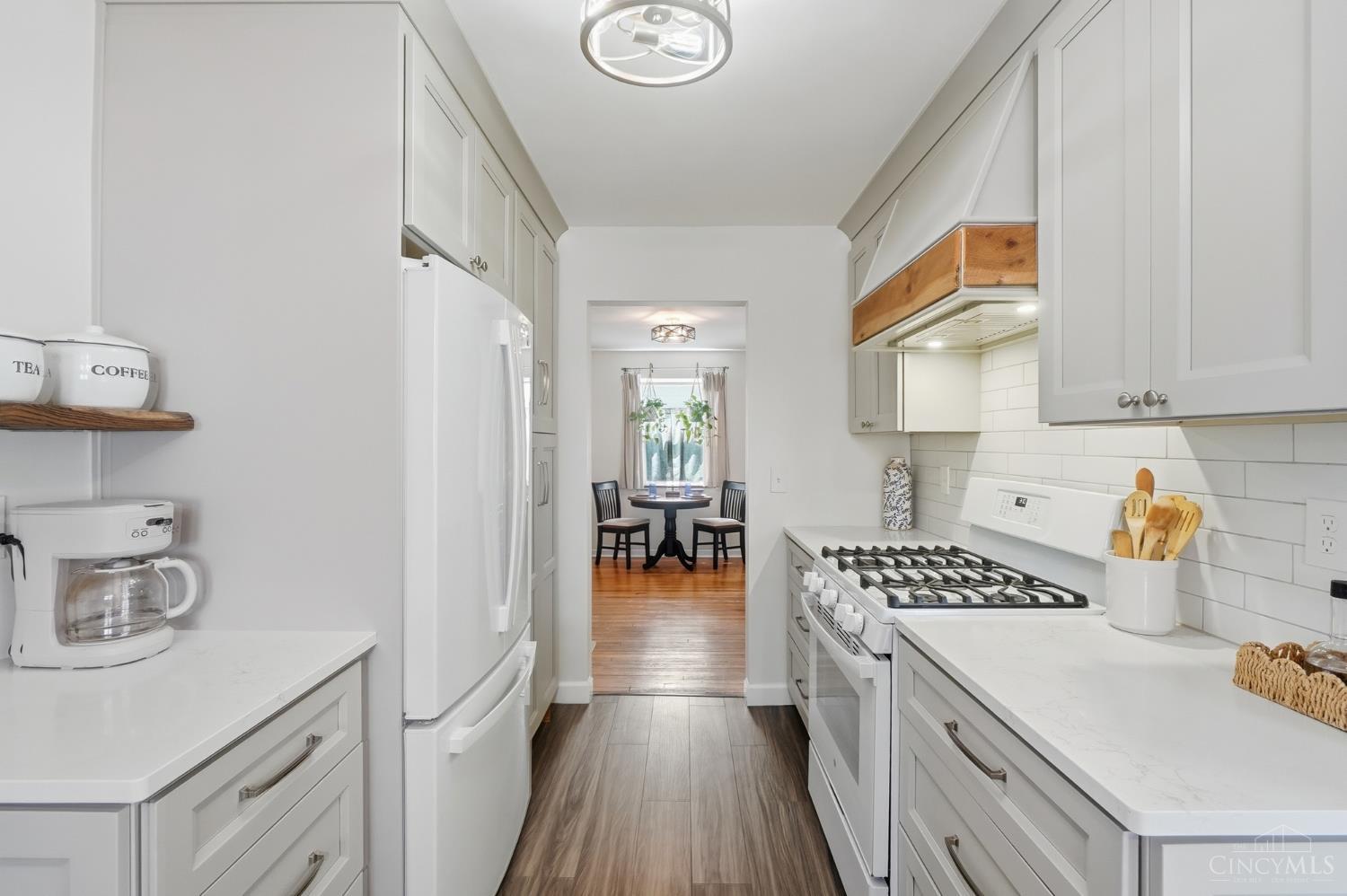 4416 Clifford Road Property Photo 13