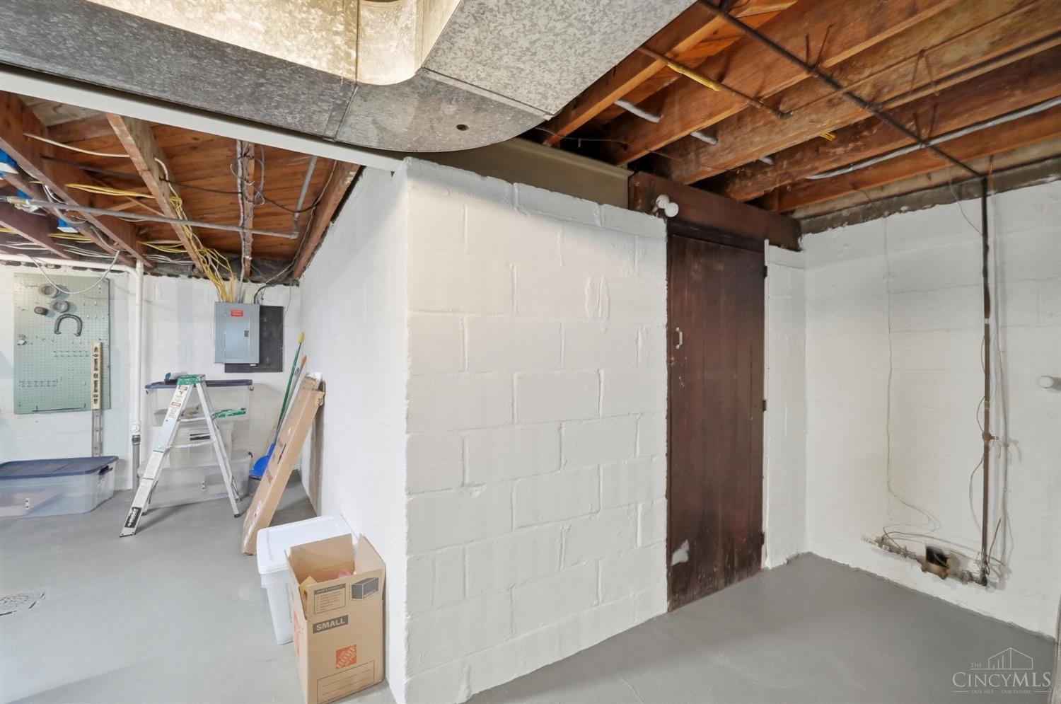 4416 Clifford Road Property Photo 29