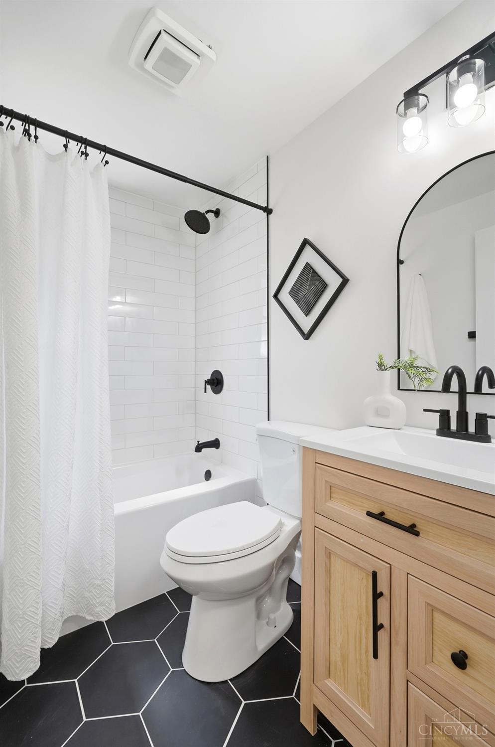 4501 Ellman Avenue Property Photo 17