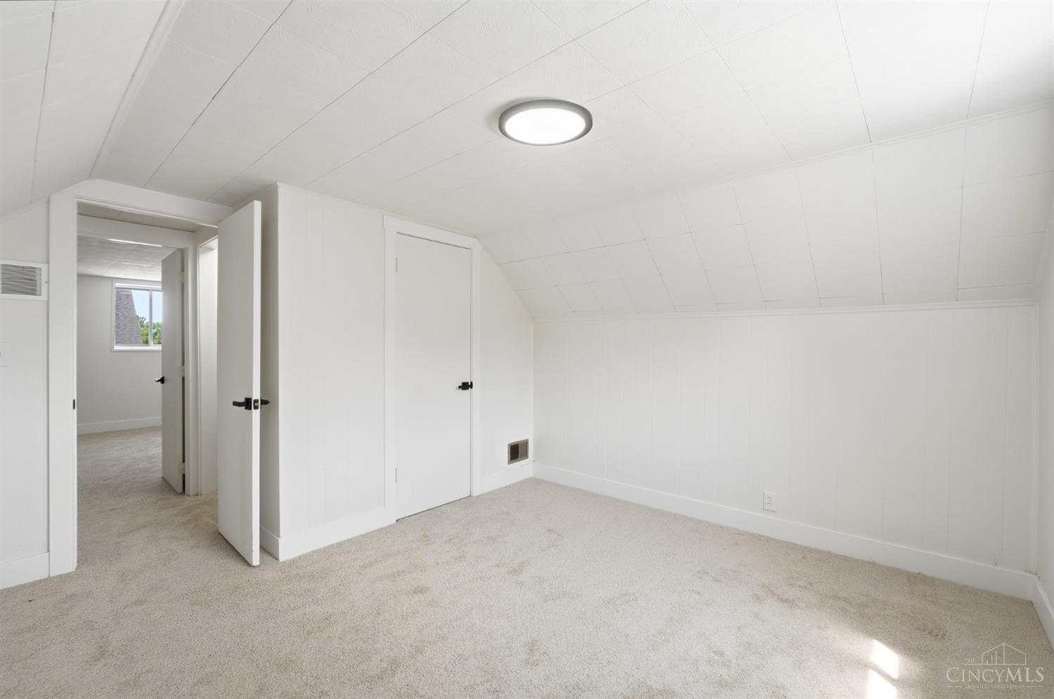 4501 Ellman Avenue Property Photo 20