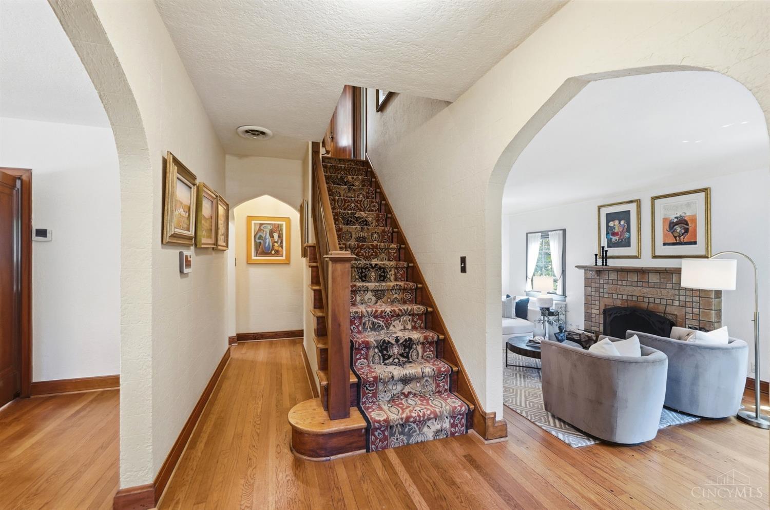 1114 Salisbury Drive Property Photo 5