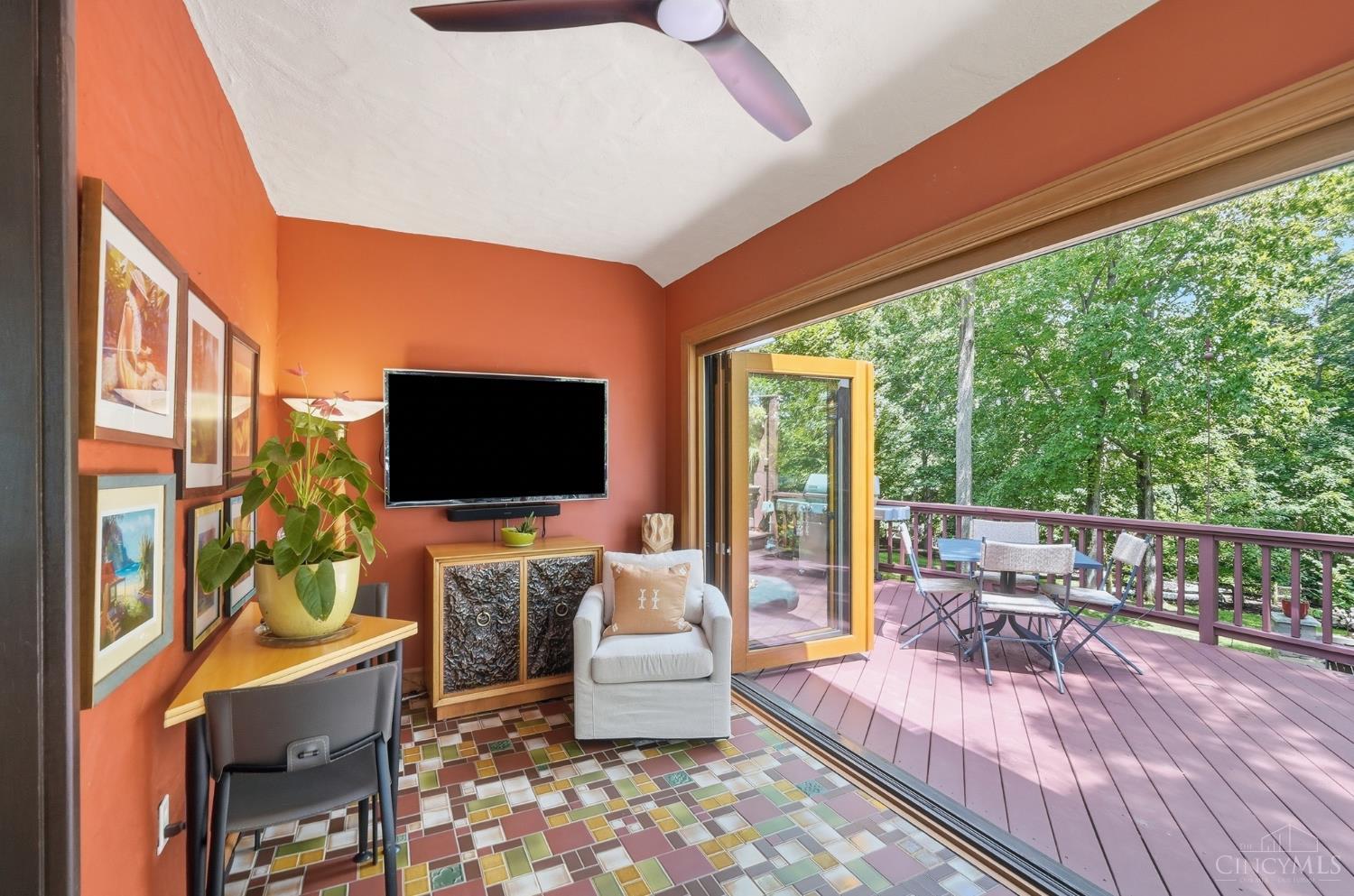 1114 Salisbury Drive Property Photo 37