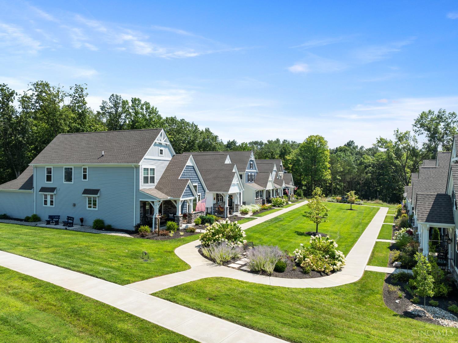 3223 Garden View Circle Property Photo 5