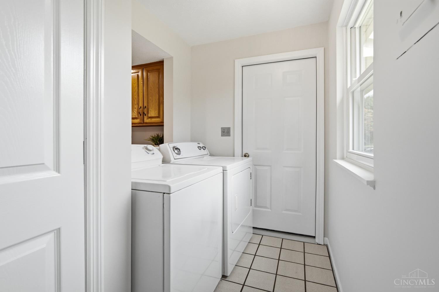 2198 Cherry Oak Drive Property Photo 12
